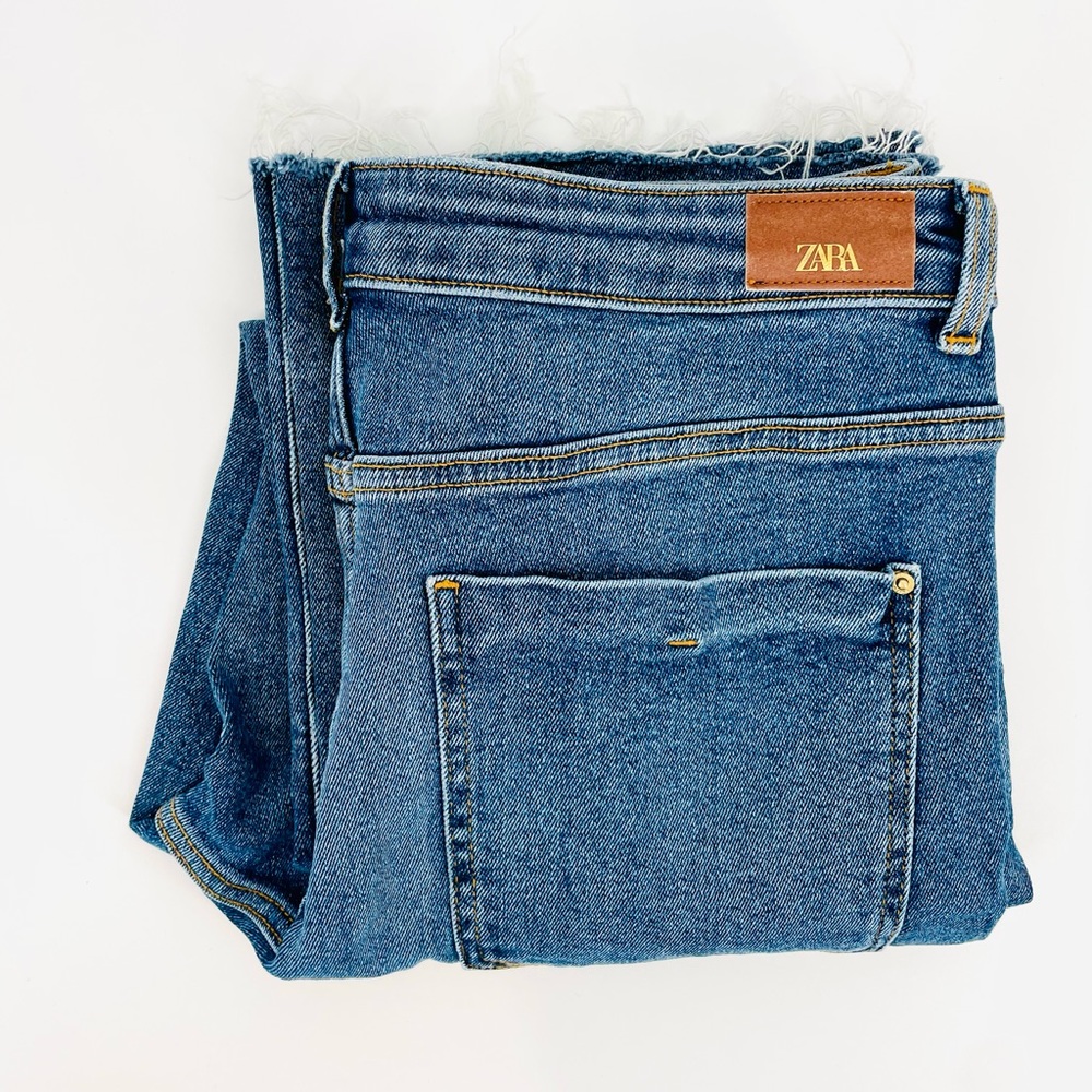 Zara High Rise Raw Hem Bootcut Medium Wash Denim Jeans Size 10